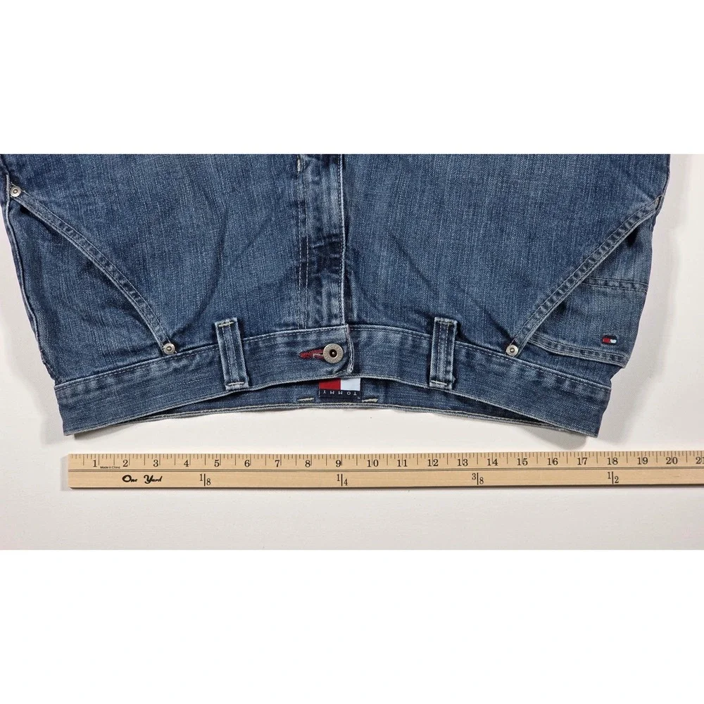 Tommy Hilfiger Men's Denim Carpenter Shorts Blue Medium Wash Size 36 Relaxed Fit